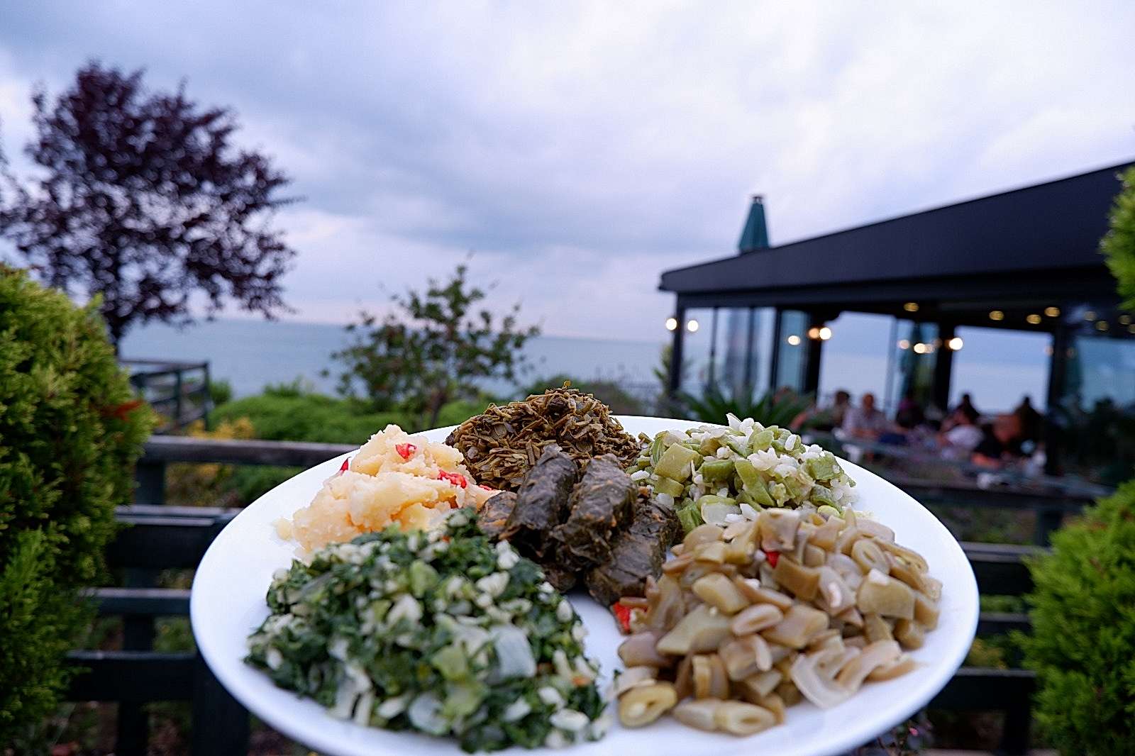 Bir Öğle Molasında Efendi Restoran Deneyimi Giresun’da Ne Yenir?